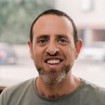 Yossi Synett headshot